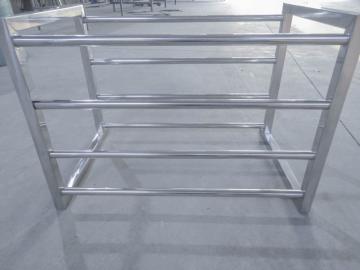 SUPORTE PARA CHURRASQUEIRA E GRELHAS